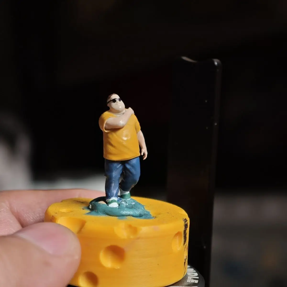 

1/64 статическая кукла DIY ручная роспись смолы толстяк модель автомобиля сцена диорама
