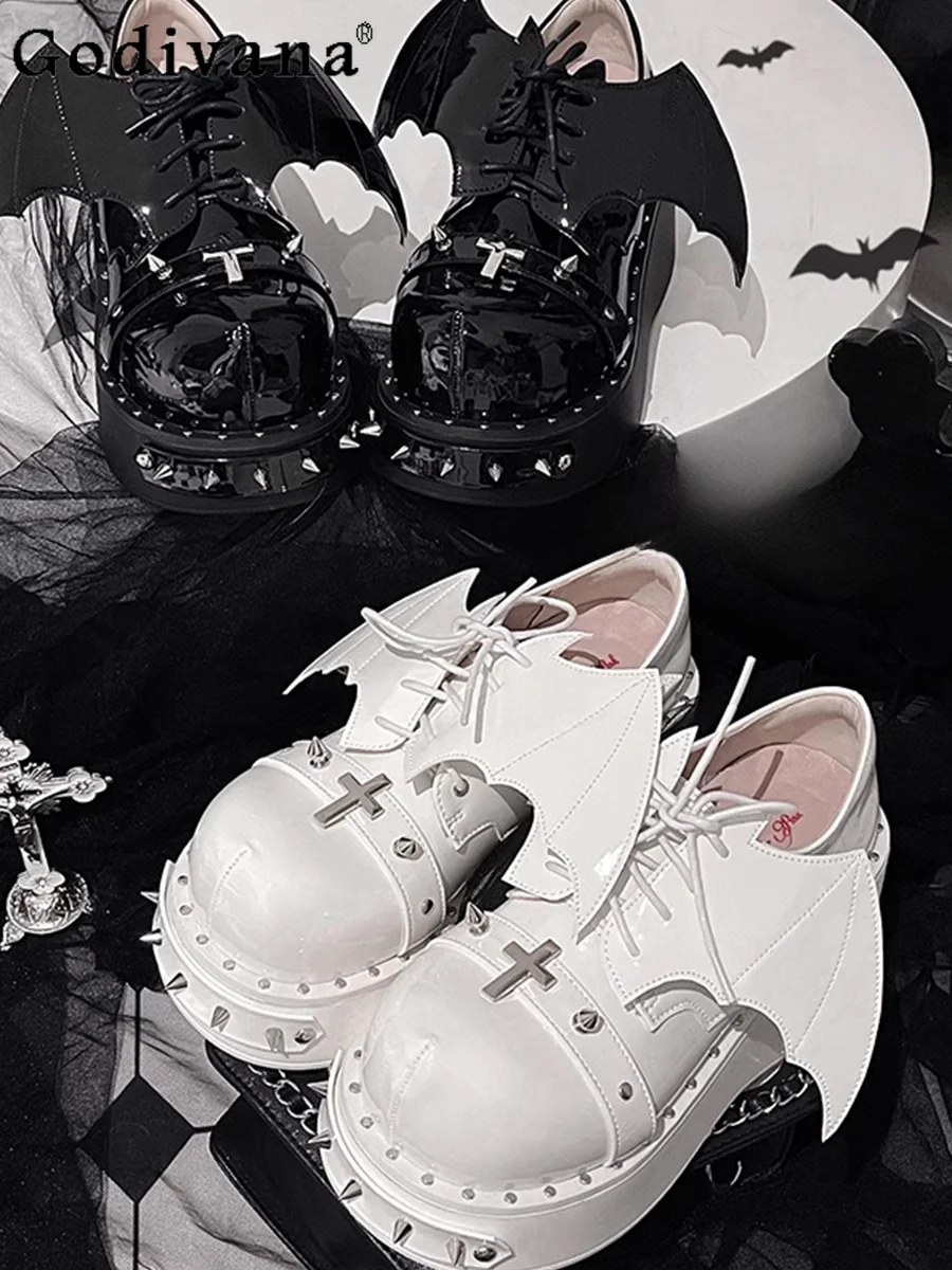 

Lolita Kawaii Platform Shoes Punk Y2K Hot Girl Platform Shoes Height Creasing Leather Shoes Pumps for Women