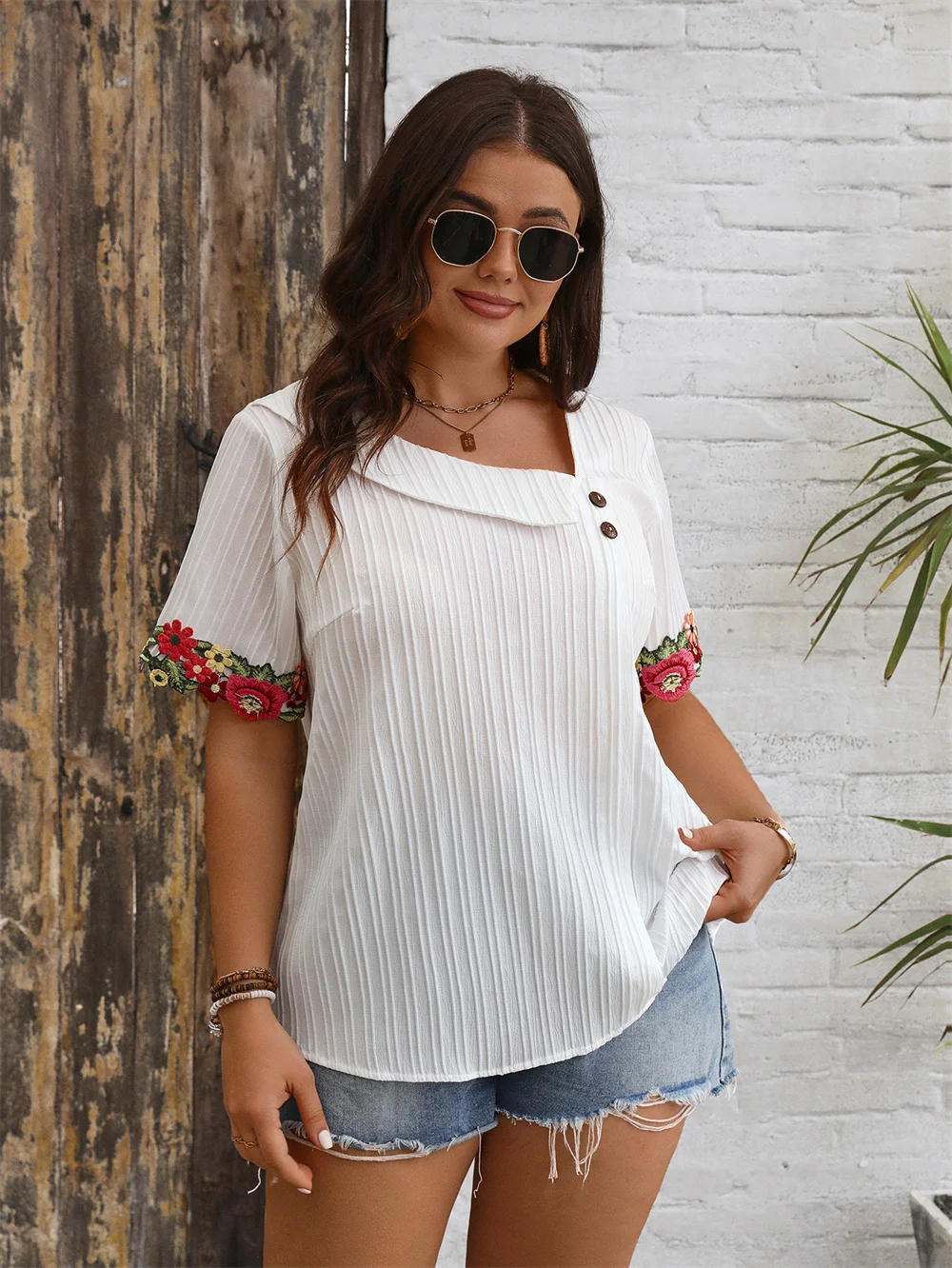 GIBSIE Plus Size Skew Collar Button Loose Blouse Women's Summer Embroidered Short-sleeved Top Shirt Casual Women Clothing