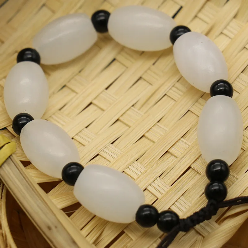 

Белый нефритовый браслет Женская мода и простота