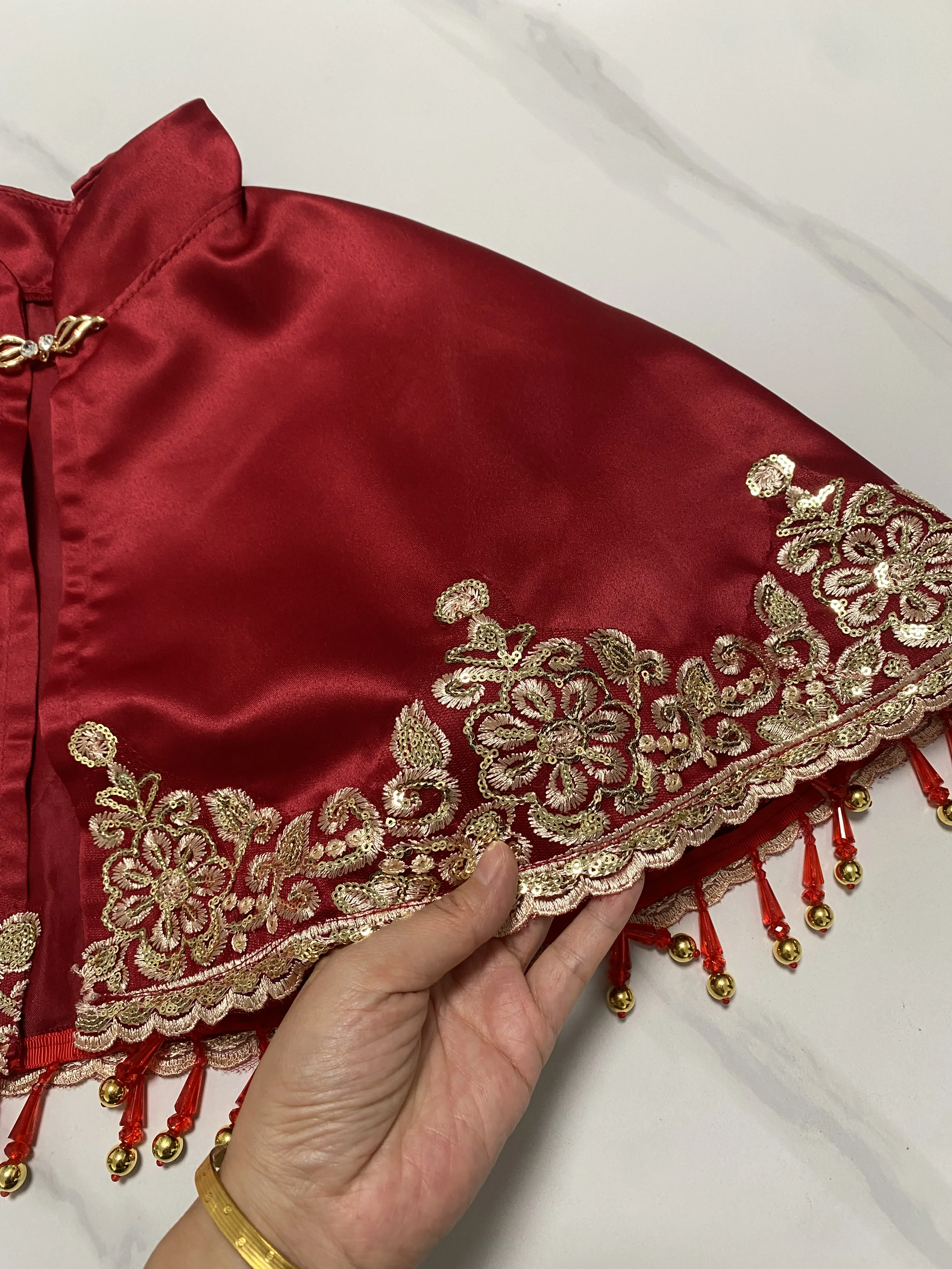 Women\'s Vintage Embroidery Red Tassel Pashmina Female Autumn Winter Shawl Cloak Red Collar R1700