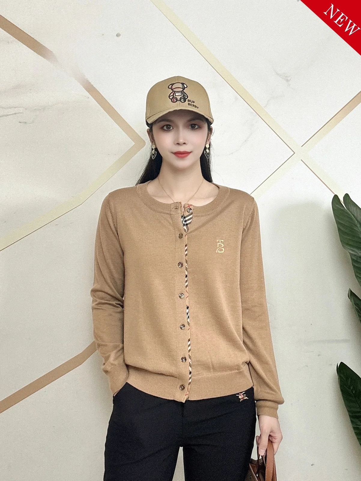 

Women's Casual round Ne Woolen Knitted Sweater Cardigan Long Sve Striped Outerwear Soft Comfortable Faionable Autumn W...