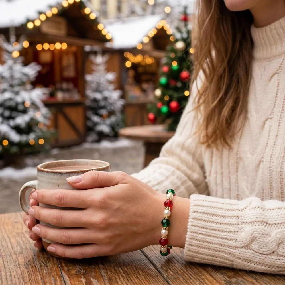 Fashion Christmas Beaded Bracelet Set for Women Red Green Imitation Pearl Stackable Bracelets Xmas Holiday Party Jewelry