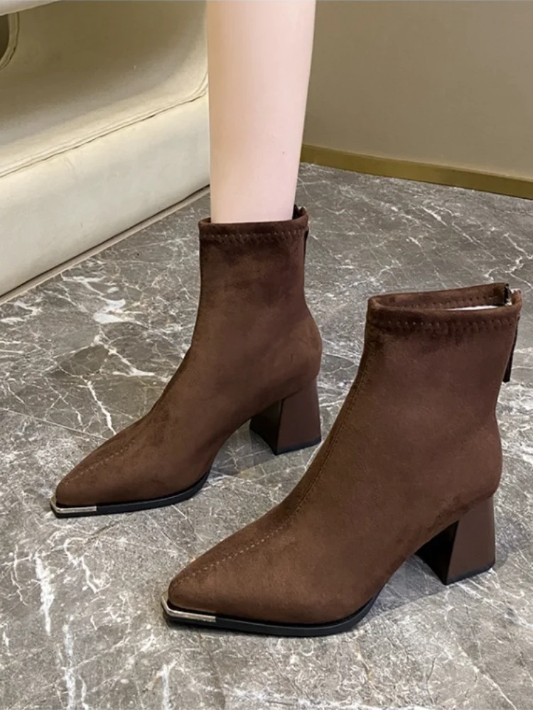 Mode bout pointu daim bottes simples 2025 nouveau tempérament bloc talon mode bottes chaussons femmes