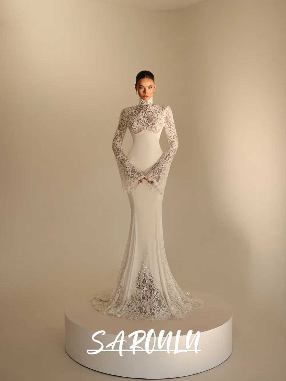 

Gorgeous Flare Sleeves Mermaid Wedding Dress Elegant Bodycon Sparkly Lace Fashion Open Back Customized High Neck Bridal Gown