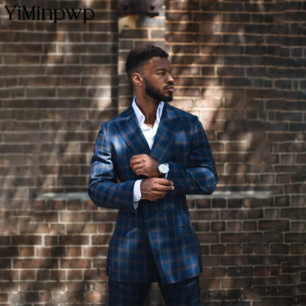 بدلة رجالية منقوشة باللون الأزرق الداكن من YiMinpwp مكونة من قطعتين من الساتان للأعمال بقصة ضيقة وزر مزدوج مصممة خصيصًا لحفلات الزفاف الرسمية