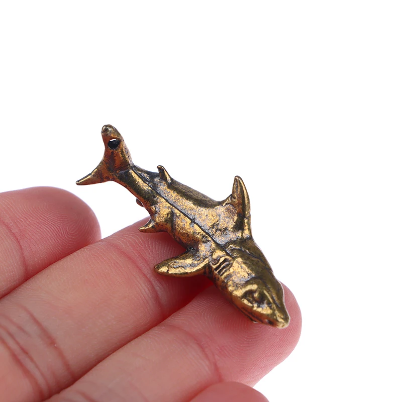 Estatuetas De Animais De Tubarão De Latão, Miniaturas Desktop Ornamento, Artesanato De Decoração Para Casa, Pingente De Chaveiro Vintage, Presente Da Jóia, 1Pc