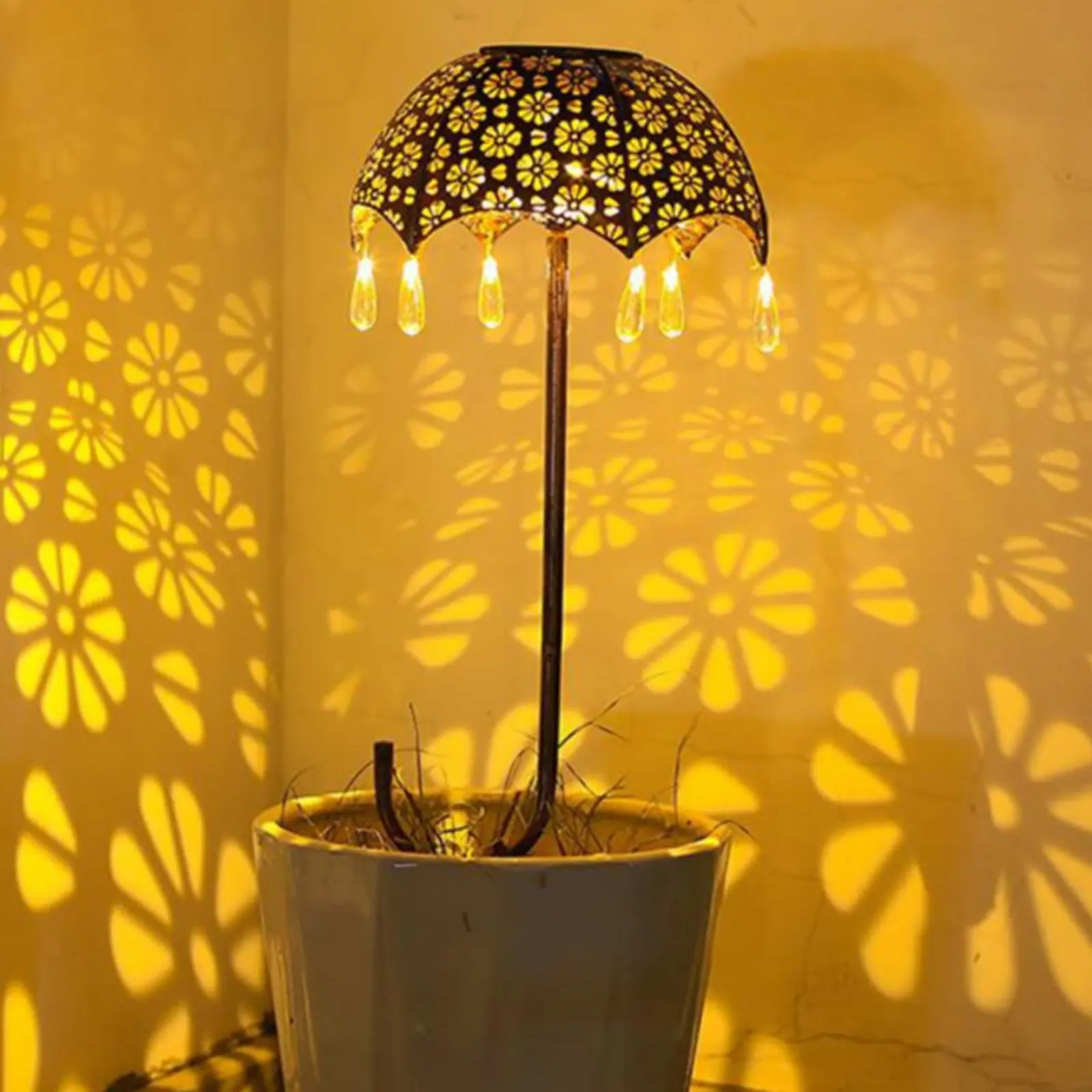 

Solar Umbrella Stake Light Easy to Install Umbrella Garden Light Outdoor Lighting for Courtyard