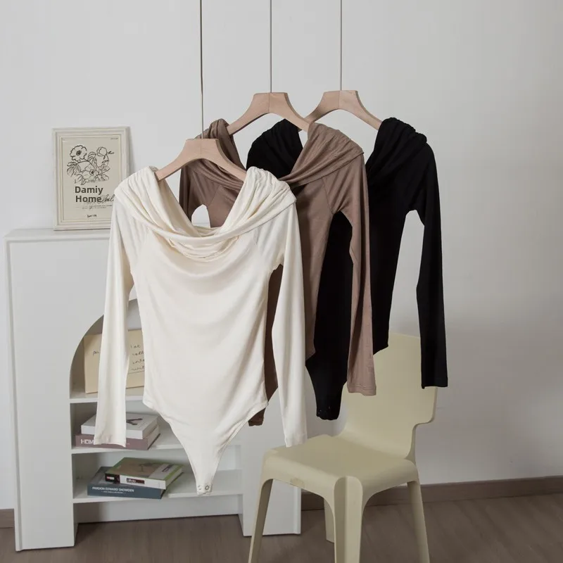 

Женский комбинезон с эффектом похудения из чистого хлопка, с длинным рукавом и одним открытым плечом, в стиле джемпсуита, с высокой талией, короткие брюки, весна 2026