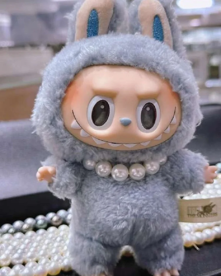 17cm Labubu Macaron Sitting Party Ornament DIY Cute Cartoon Plush Pendant Pearl Necklace Chain Alloy Accessory Labubu Outfit