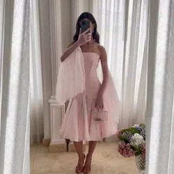 Vestido de fiesta a medida con hombros descubiertos y corte en A de graduación fruncido de tul personalizado
