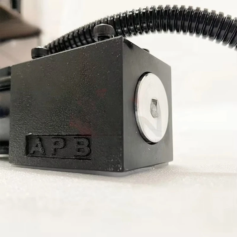 صمام الملف اللولبي لعلبة التروس للرافعة الشوكية SWM-G02-C4-D12V 12V 82330404330 صمام الملف اللولبي #5