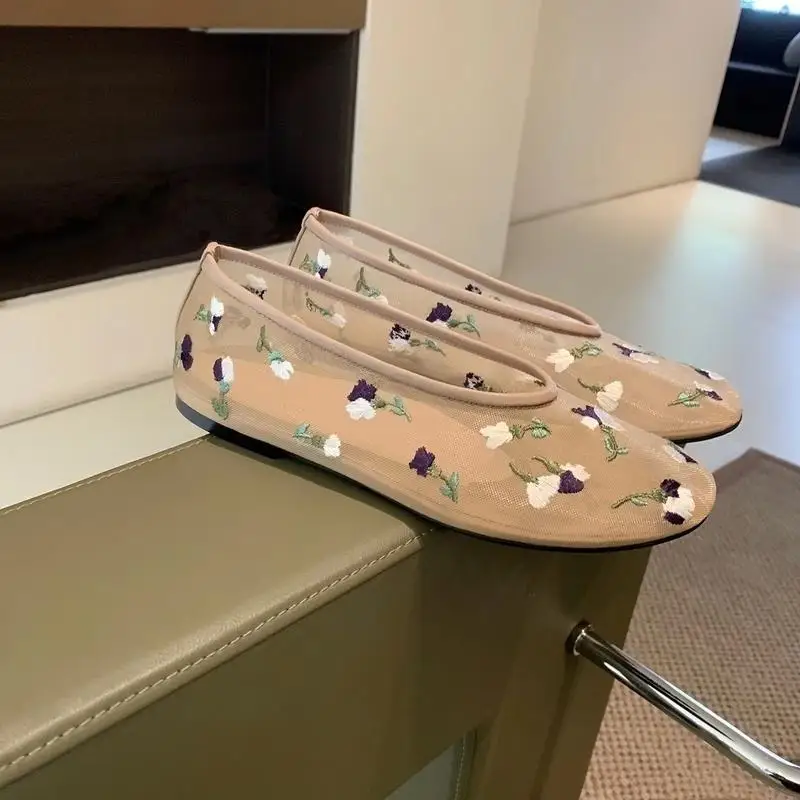 

Французские романтические сетчатые балетки на плоской подошве, женские туфли ручной работы с цветочной вышивкой, новинка лета 2021, сандалии для девочек, дизайн