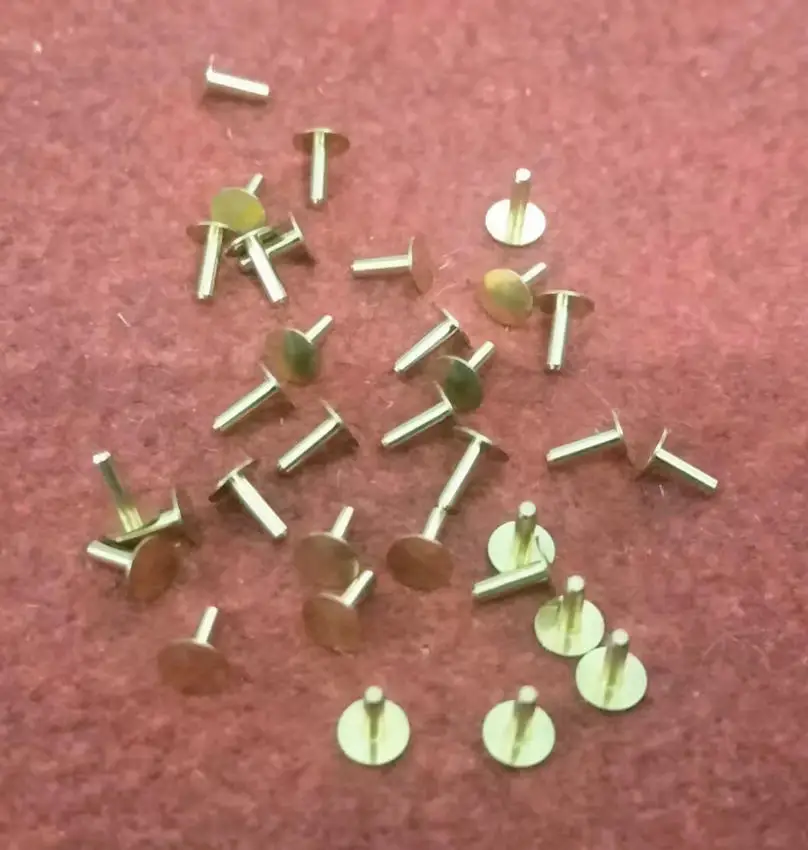 

Набор металлических ножек для циферблатов часов T2489, 0.64мм, 0.69мм, 0.74мм, 0.79мм, 0.94мм, 1.04мм, золотистого цвета