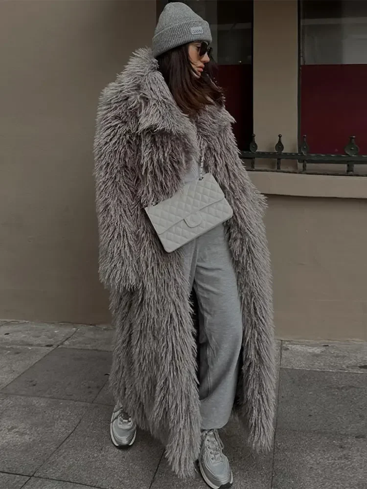 Women Fashion Warm Faux Fur Fluffy Overcoat Elegant Thicken Full Sleeve Long Coat 2025 Autumn Winter Female Commuting Streetwear