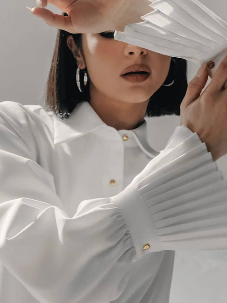 UCXQ Elegant Casual Shirt European Style Flared Sleeves Fold Splicing All Match Office Lady Blouse Women 2024 Spring Autumn 1087