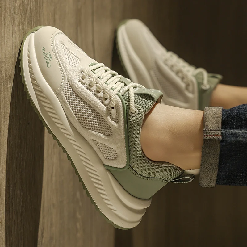 

Men's Summer Breathable Running Shoes Lightweight Sporty Casual Low Top Soft Bottom Trendy Sneakers for Youth And Adults