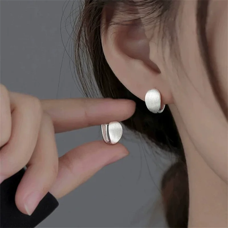 XIYANIKE Brushed Curved Surface Mini Hoop Earrings For Women Classic Fashion New Jewelry Gift Party серьги женские
