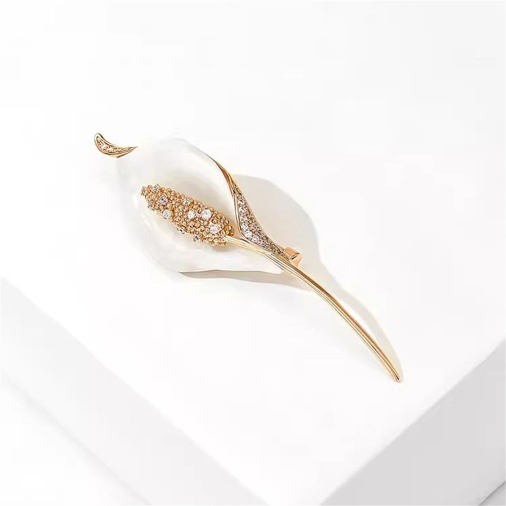 3-color Rhinestone Enamel Lily Flower Brooches For Women Simple Charm All-match Plants Party Office Brooch Pins Female Gifts