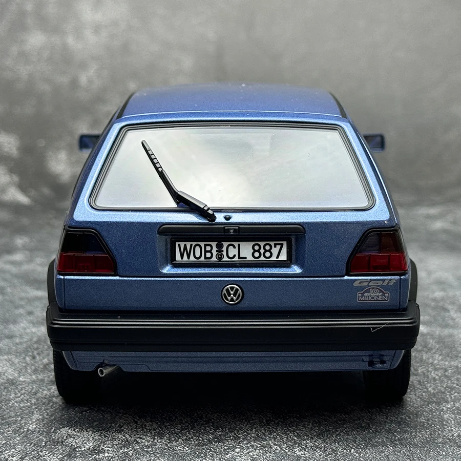 NOREV 1/18 scale New VW Golf 10 Millionen 1988 Vintage car Classic Car Static display Holiday gift collection die cast models