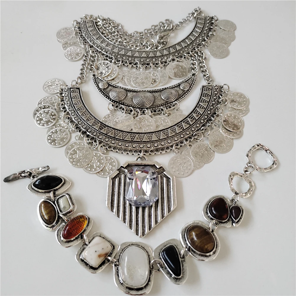 2025 New Indian Ethnic Statement Silver Plated Vintage Metal Coins Tassel Necklace And Resin Bracelets Women Jewelry Sets