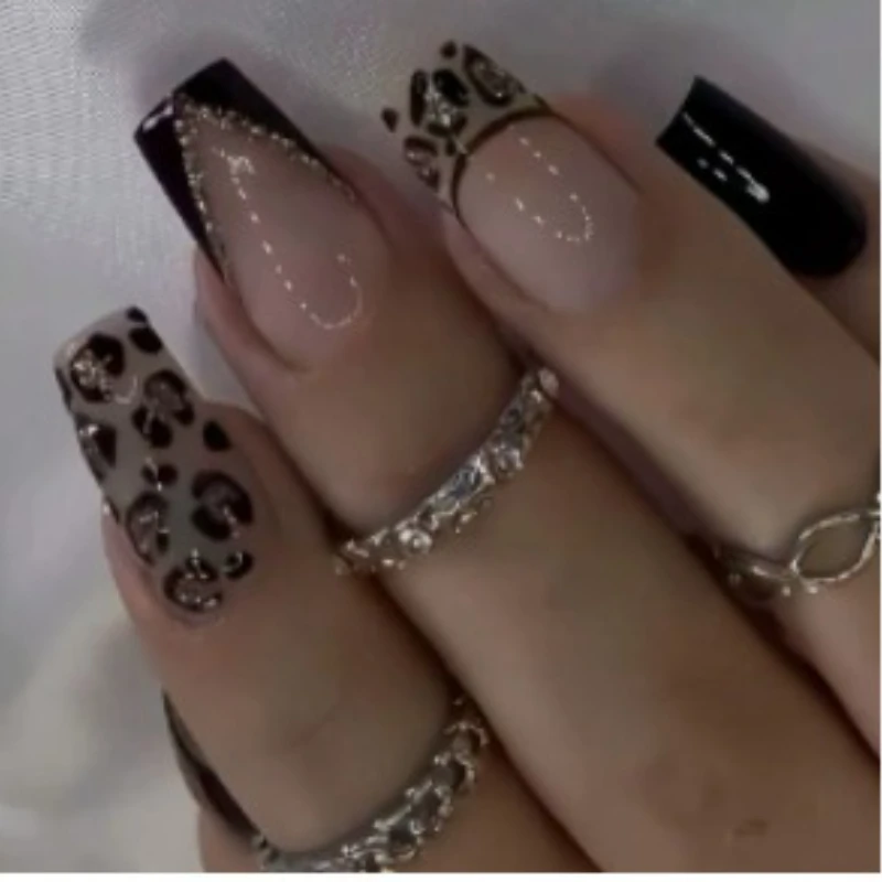24Pcs Press-On Nails Autumn/Winter French Leopard Print Medium-Length Tapered Nails Perfect Gift for Women and Friends