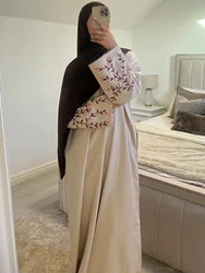 Vestido musulmán con bordado Floral para mujer Eid Marruecos Ramadán con cordones Abayas Kaftan Islam Vestidos Largo Dubai árabe vestido largo