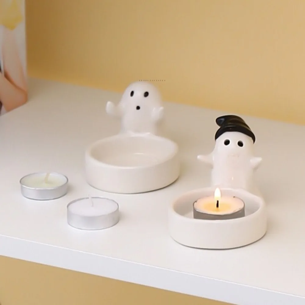 

Elegant Ceramic Ghost Candlestick Cartoon Ghost Cute Halloween Candlestick Non-slip Tealight Candlestick Home Desktop
