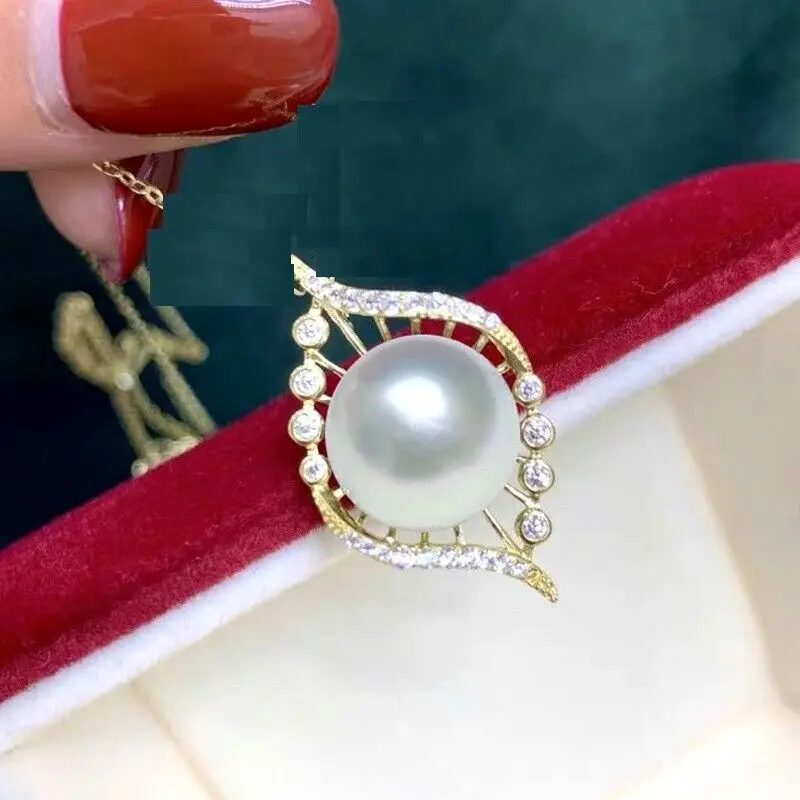 

Gorgeous AAAAA Japanese Akoya Round 9-10mm White Pearl Earring 18K YELLOW GOLD