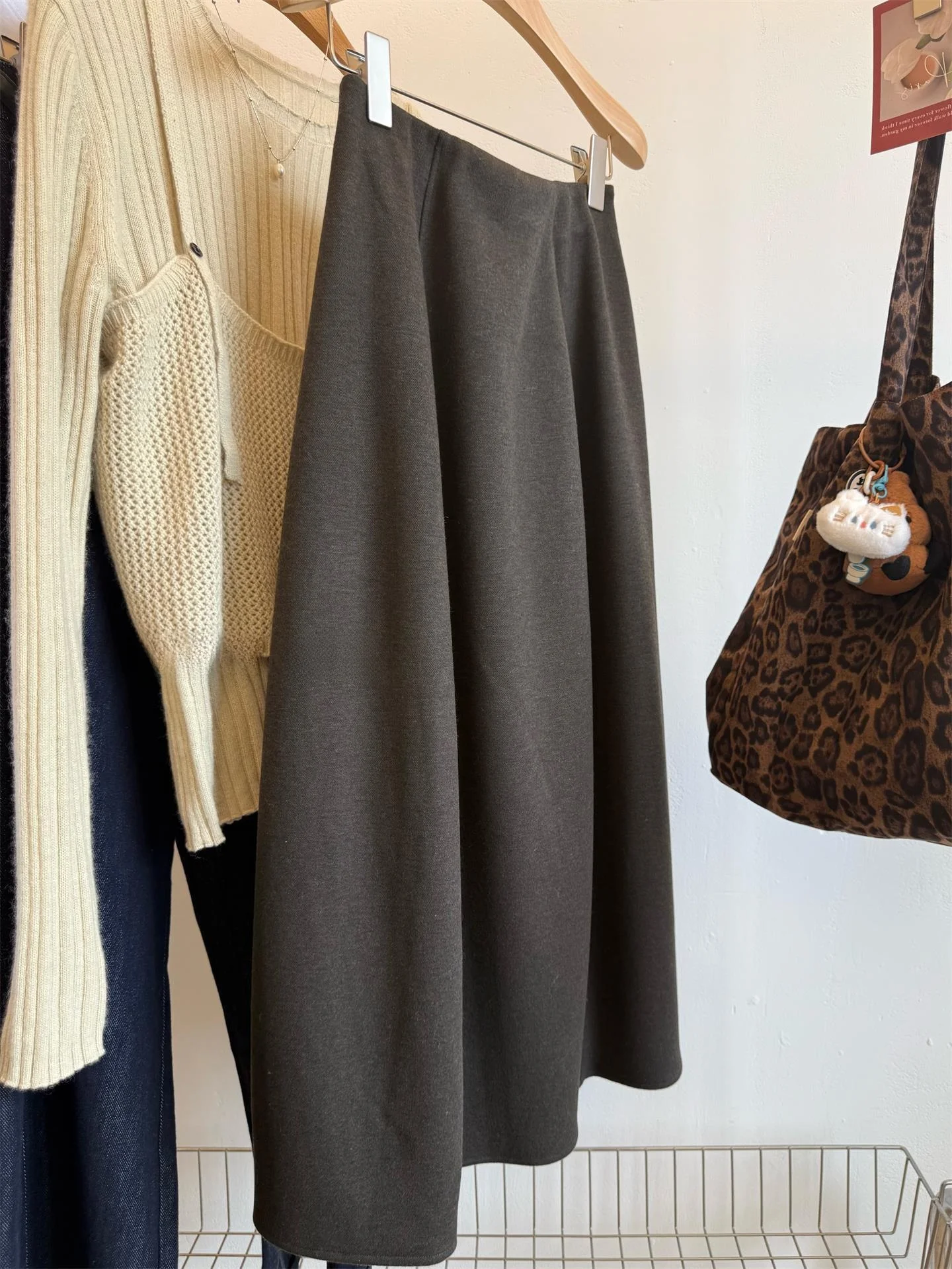 تنورة حريرية صوفية منتصف الخصر Batwing القرد Ciwalk زهرة برعم صورة ظلية المرأة Faion سوبر التخسيس منتصف طول تنورة #2