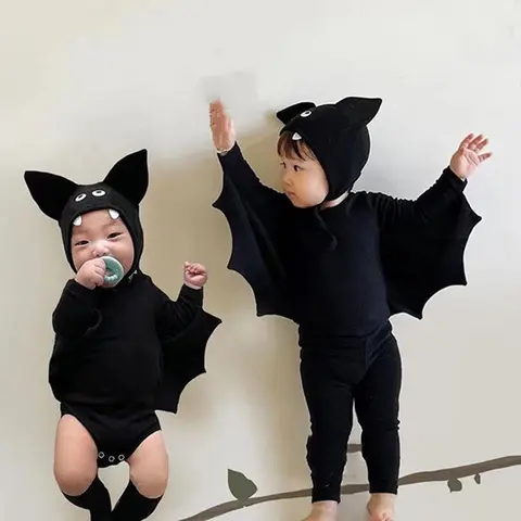 2025 Halloween Baby Romper Spädbarn Onesie Fladdermusärm Småbarn Unisex Bomullsoutfit för Fest Söta Pojkar Flickor Jumpsuits Kläder 6 best sales Halloween-kostym för bebisar - №4