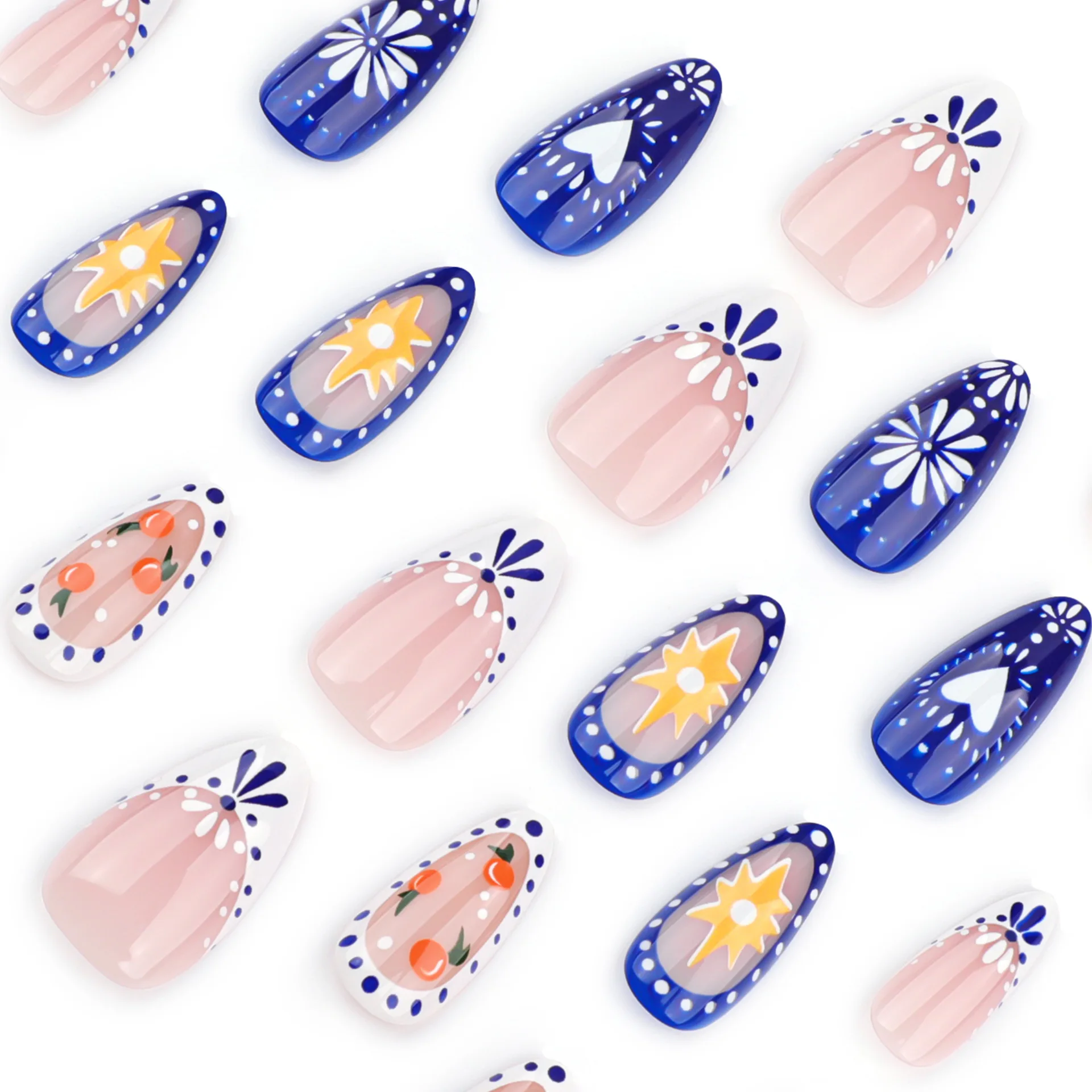 24 STKS Amandel Druk op Nagels met Liefde Blauw Wit Vuurwerk Bloemenprint Manicure Franse Zoete Kleur Ontwerp Verwijderbare Kunstnagels