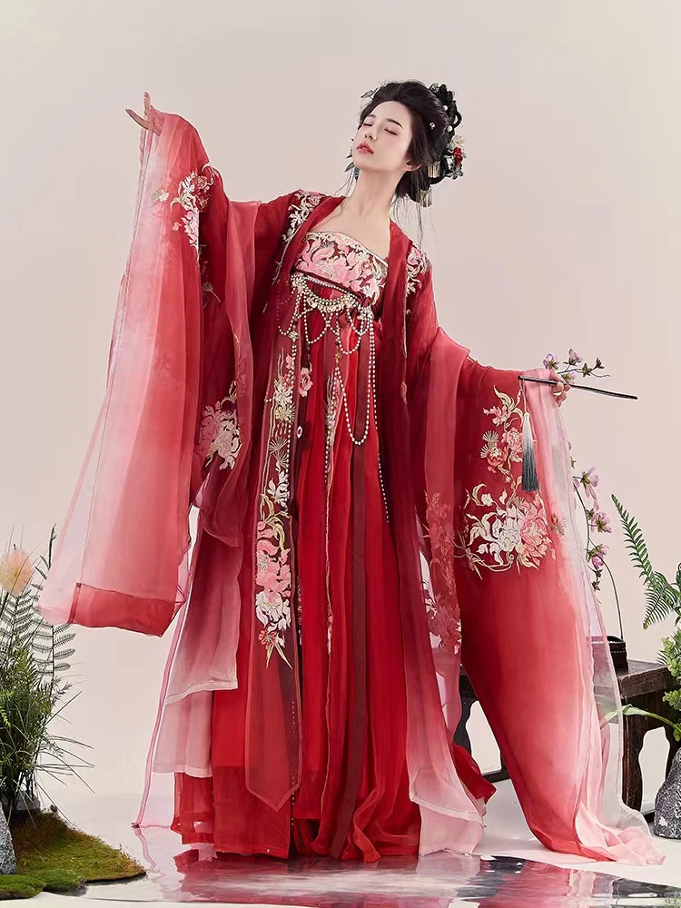 Embroidered Hanfu Tang-made large-sleeved shirt chest-length balsam skirt set