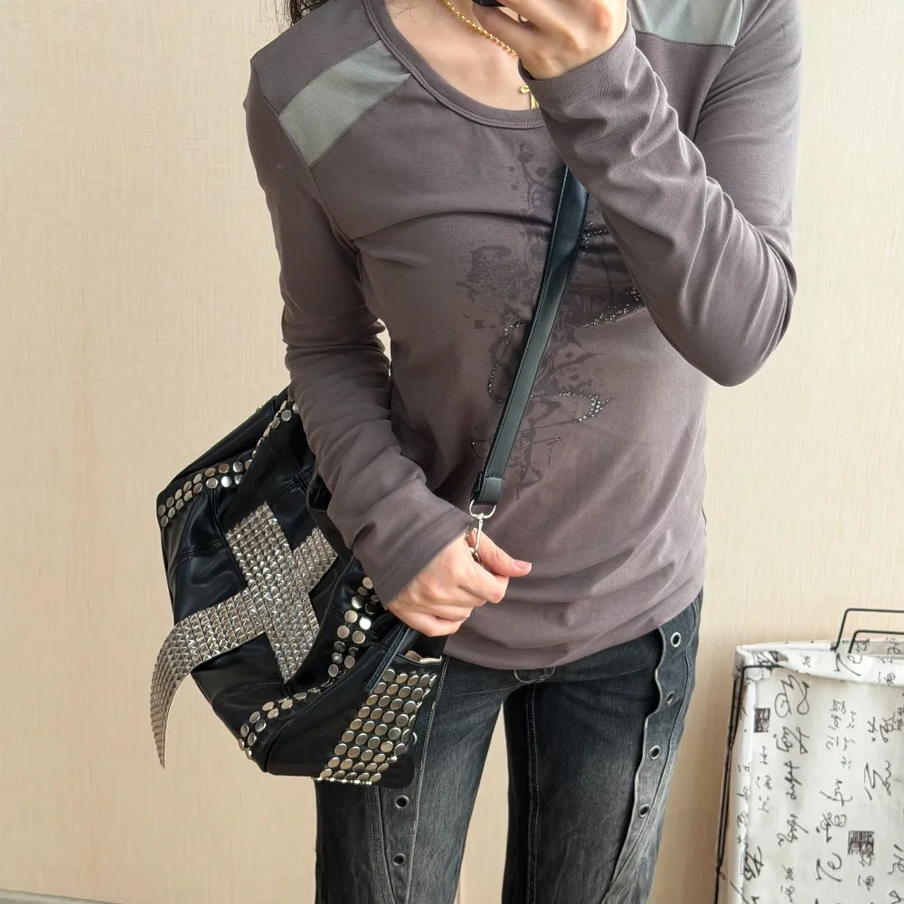 borsa-a-tracolla-nera-personalizzata-di-grande-capacita-borsa-punk-originale-con-borchie-borsa-a-mano-con-rivetti