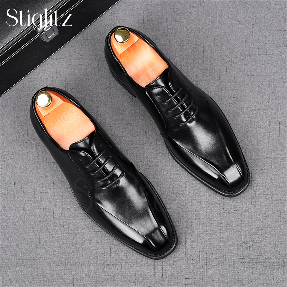 Scarpe Oxford lucidate per uomo scarpe fatte a mano in morbida pelle Design cucito eleganti scarpe da banchetto scarpe da sposa in pelle nero marrone