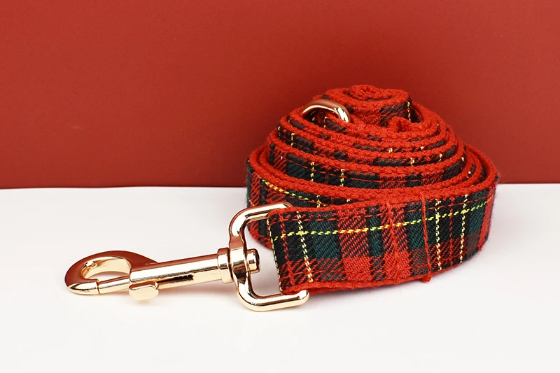 Maßgefertigtes Designer-Logo Weihnachts-Hundehalsband Rotes Karo Weiche Baumwolle mit Passender Leine Luxus-Haustiergeschirr-Set für Hunde – Detail 3