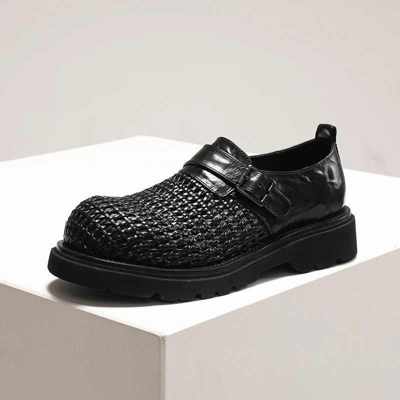 

Men Summer Hollow Out Leather Slip on Shoes Thick Sole Breathable Casual Sandals Men Shoes