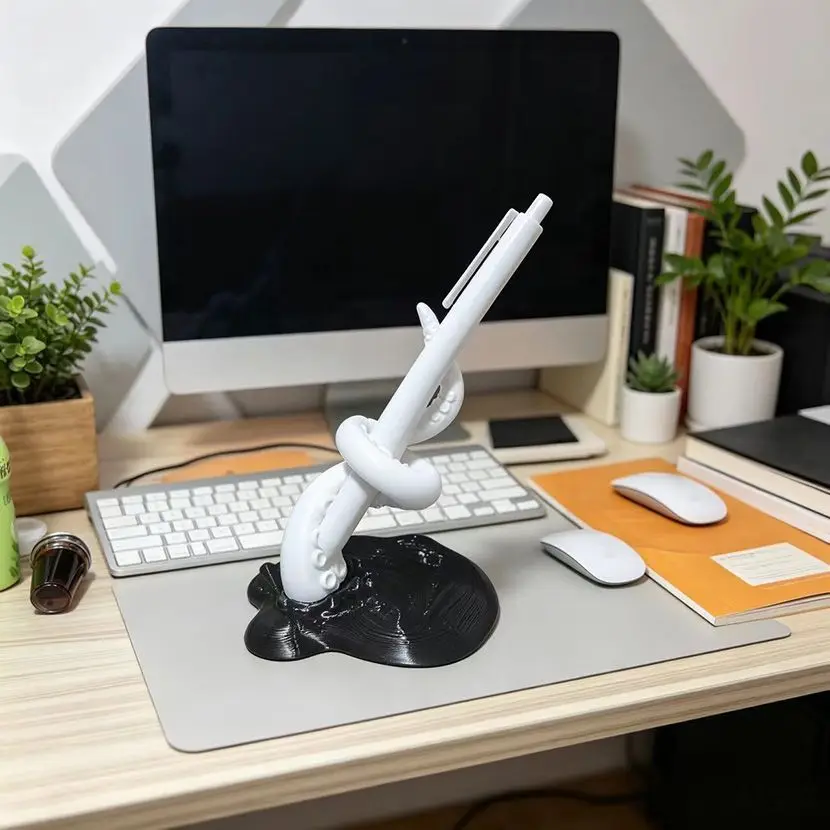 Cthulhu Octopus Tentacle Pen Holder Tube Dormitory Classroom Office Desktop Storage Goodie Stationery Decor