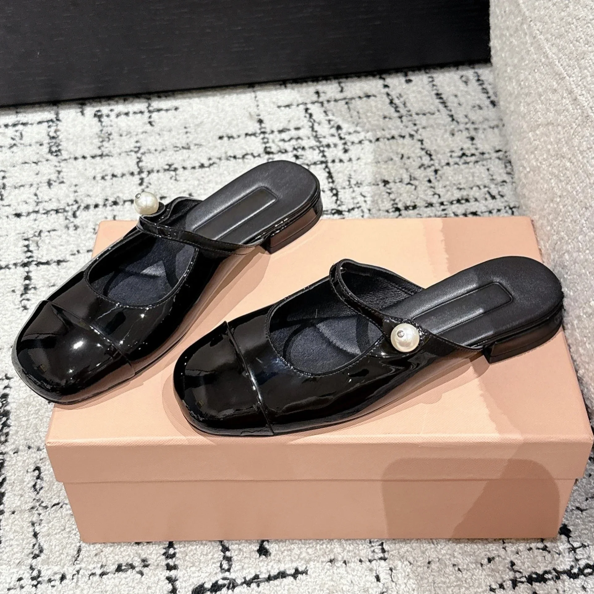 SHIYUNJIN 2025 New Arrival Spring Patent Leather Round-Toe Mix Colors Mary Janes Beach Slides Mules Outdoor Slippers Zapatos De