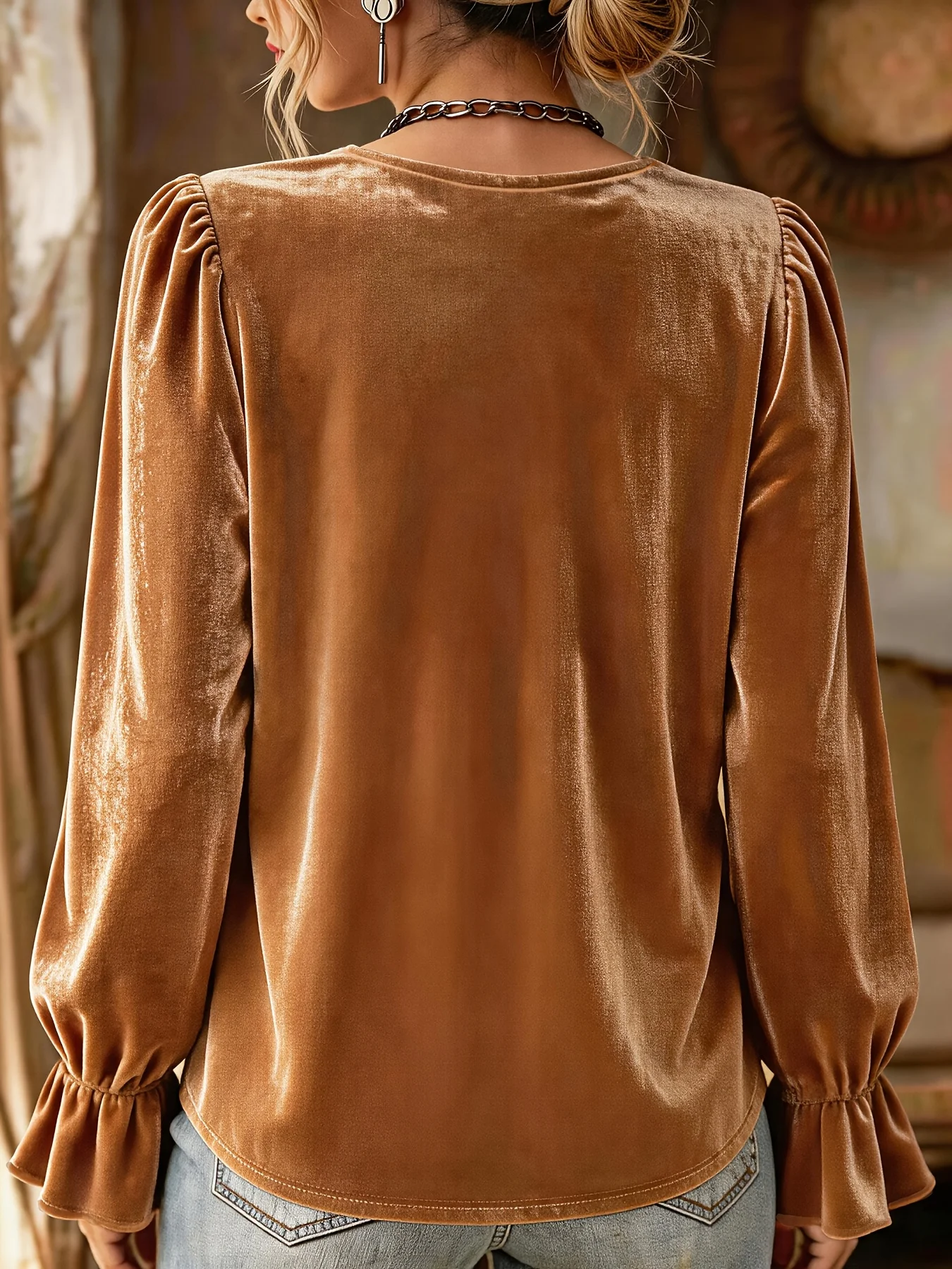 Plus-Size-Samtbluse für Damen, V-Ausschnitt, lange Ärmel, plissierte Laternenärmel, elegante burgunderrote Oberteile, lässiges, lockeres Hemd – Detail 12