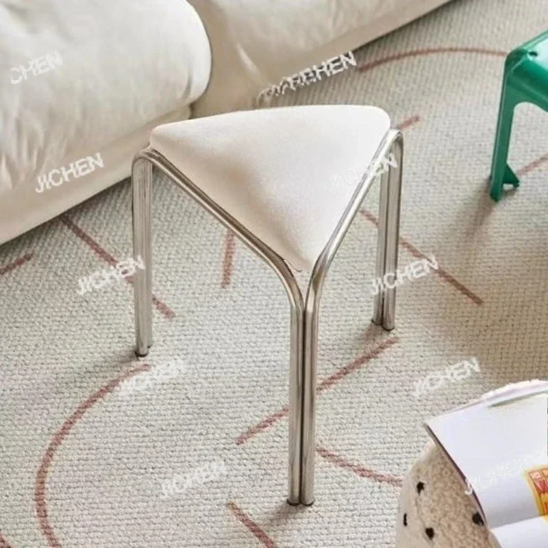 

ZQ бытовой штабелируемый табурет, треугольный креативный обеденный стул, входной табурет для смены обуви, пуфики, портативный нескользящий стул для ног