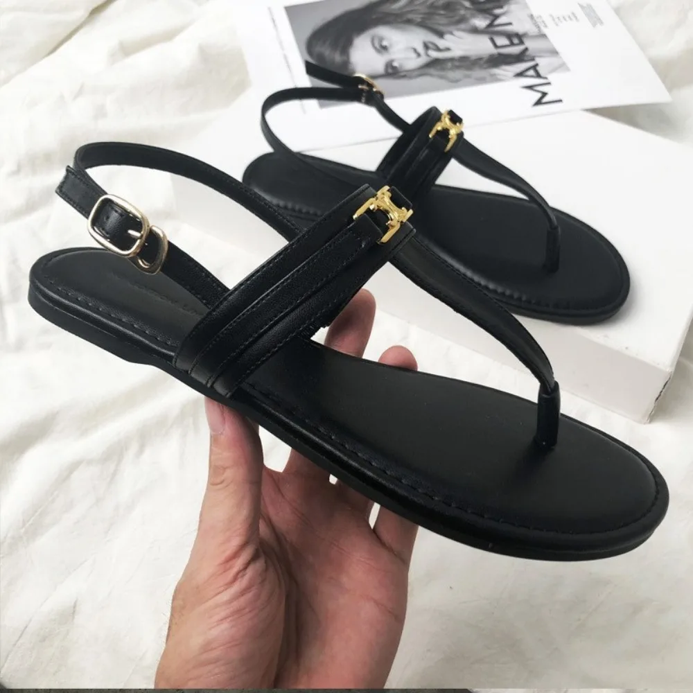 

Summer vacation wet water beach shoes for women 2025 new toe clip trendy brand sandals