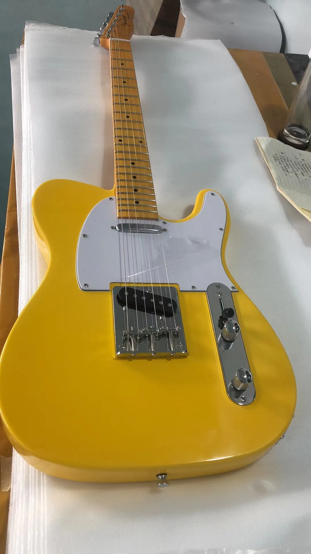 

Yellow TL 6 Strings Electric Guitar Body Basswood Chrome Hardware Glossy Finish Free Delivery