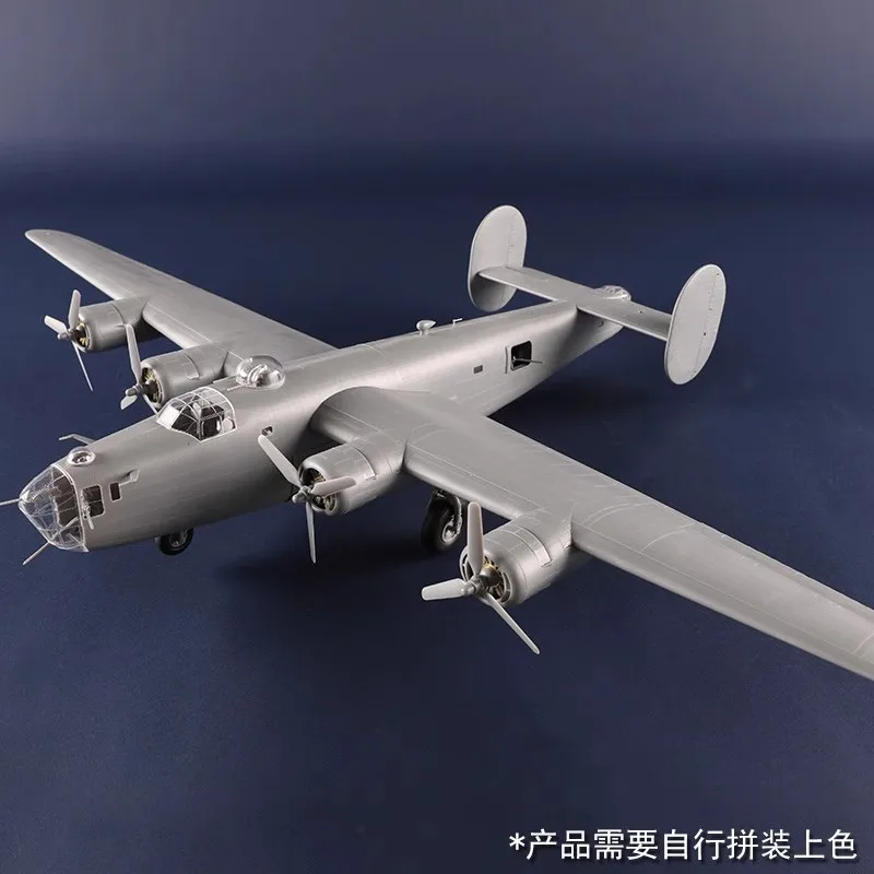 Hobbyboss 83212 1/32 US B-24D Liberator Bomber Aircraft Model Plastic Airplane