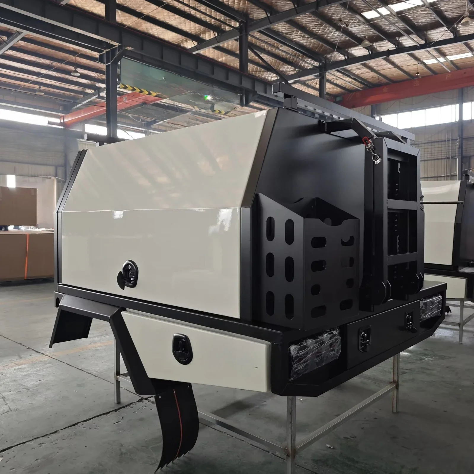 UTE Canopy and Tray with 3-door Tool Box and Tail Drawer Waterproof Aluminum Tray on Sale