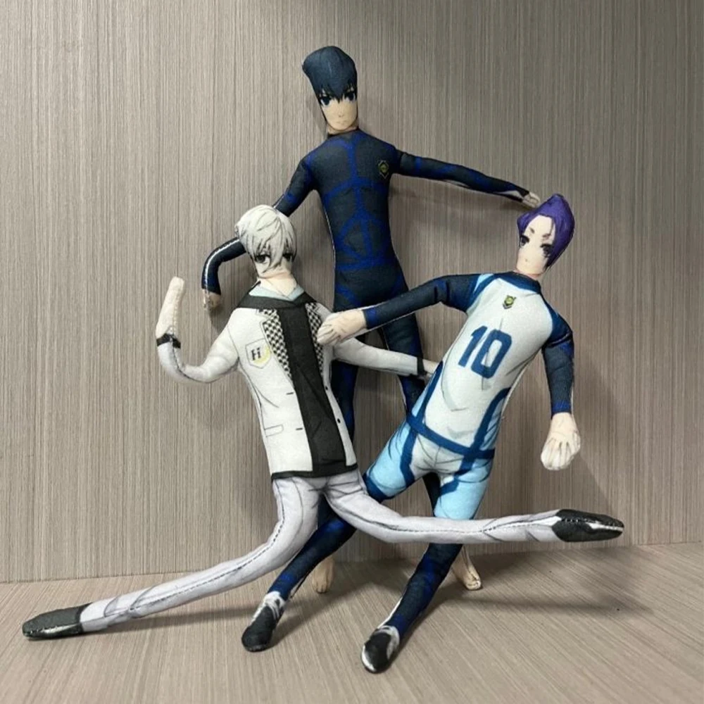 

Аниме Isagi Yoichi Seishiro Nagi плюшевая кукла Reo Mikage, тонкая поворотная форма, мягкие игрушки, украшение для комнаты, подарки 28 см