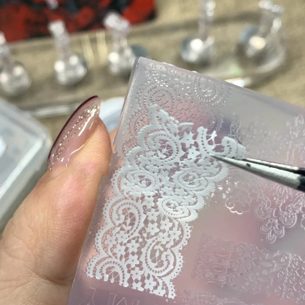 3D-Spitzen-Nagelformen aus weichem Silikon, hohle Spitzen-Rosenblüten-Formen für französische Nagelkunst, ultradünne Spitzen-Design-Nagelsilikon-Schablone – Detail 5
