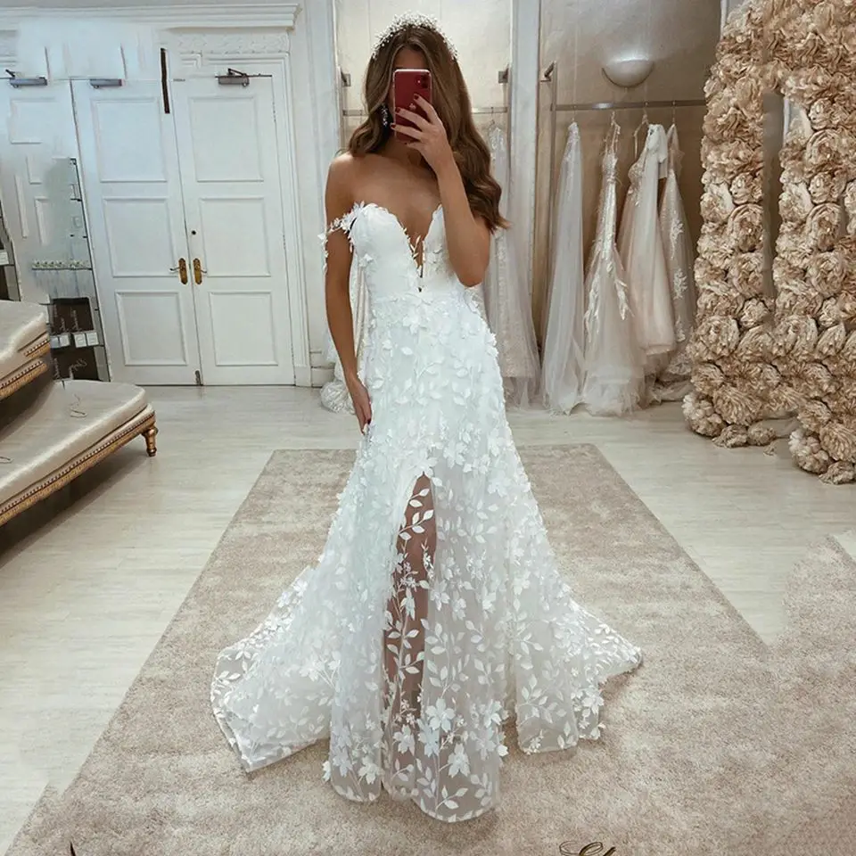 Customized Bohemian White Wedding Dress Ball Gown Off The Shoulder Vintage Tulle Appliques Bridal Gown Beach Robe Mariage Femme