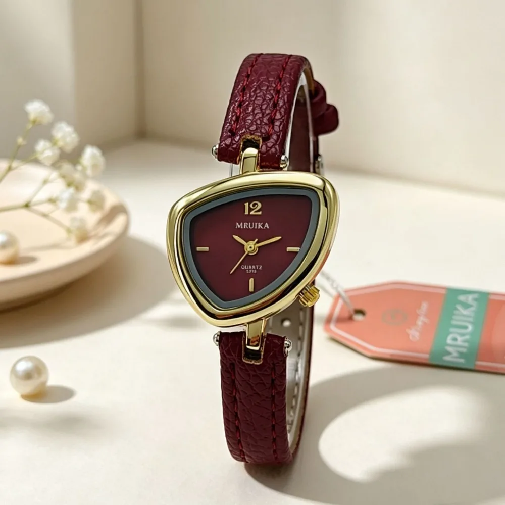 Quartz Movement Irregular Triangle Watch Small Dial Waterproof Women's Quartz Watch Leather Strap Asymmetrical