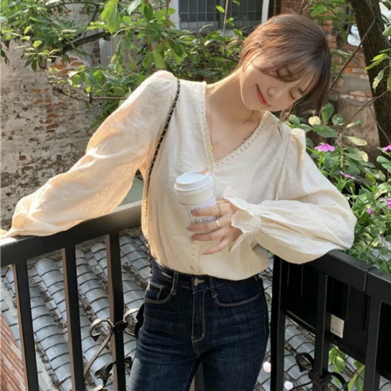 Shirts Women Solid Fashionable French Tender Vintage V-Neck Flare Sleeve Temperament Female Blouses Korean Style All-match Chic